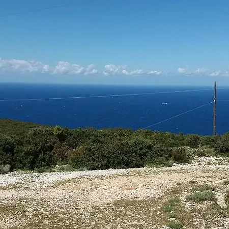 Guest house South Side Athanion