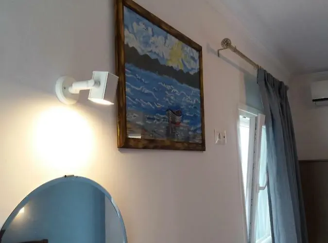 South Side Pensión 3*