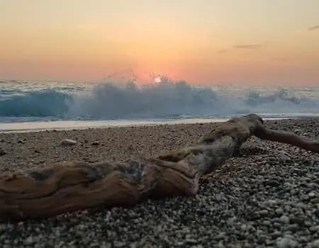 South Side 3* Athánion