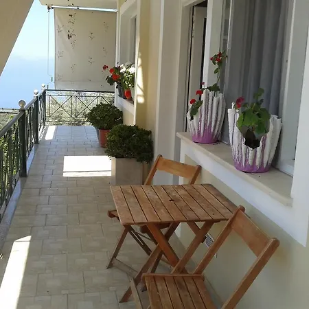 South Side Guest house *