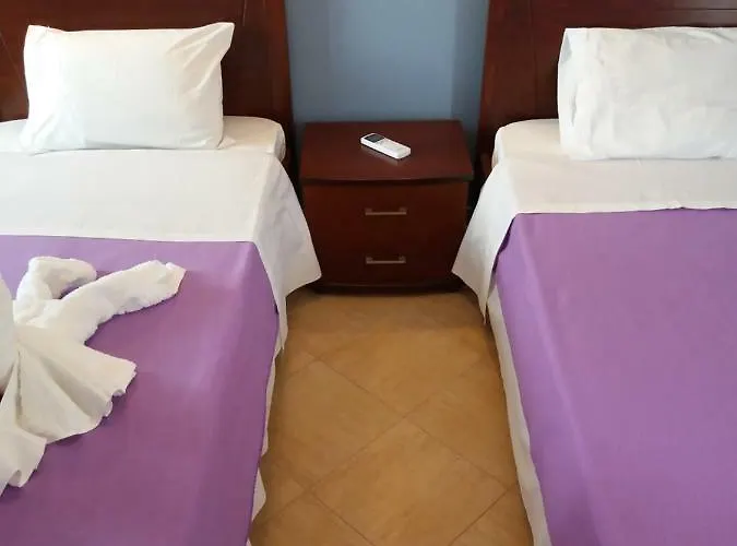 South Side Gasthuis Athánion